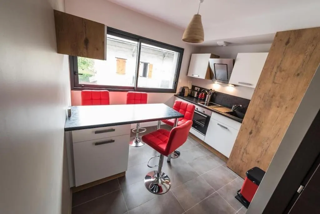 La Cle Des Champs Apartment Annecy 0*,